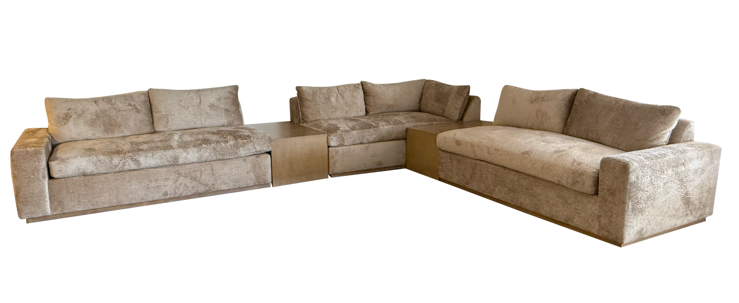 LUGANO SECTIONAL