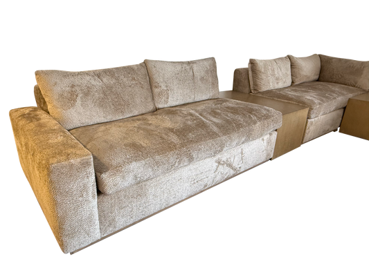 LUGANO SECTIONAL
